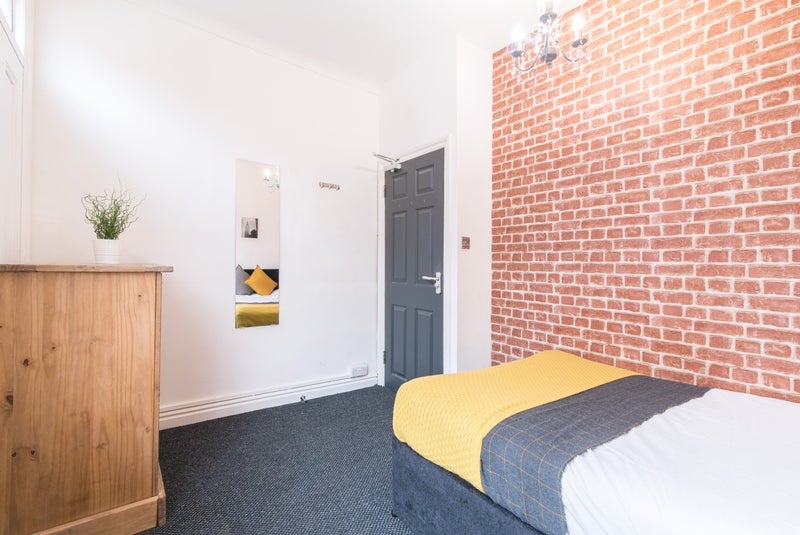 Double Room Beeston Nottingham🔥' Room to Rent from SpareRoom
