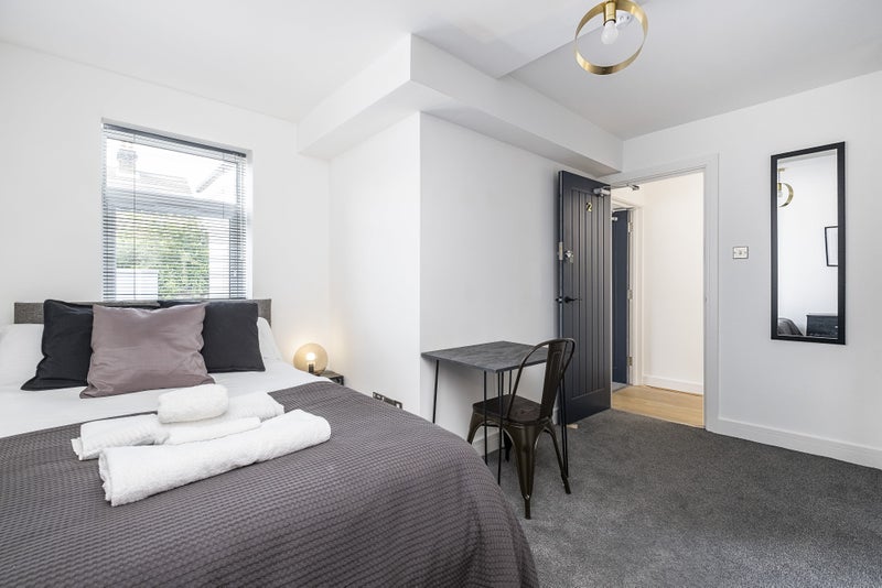 Photo 1: Room 2 