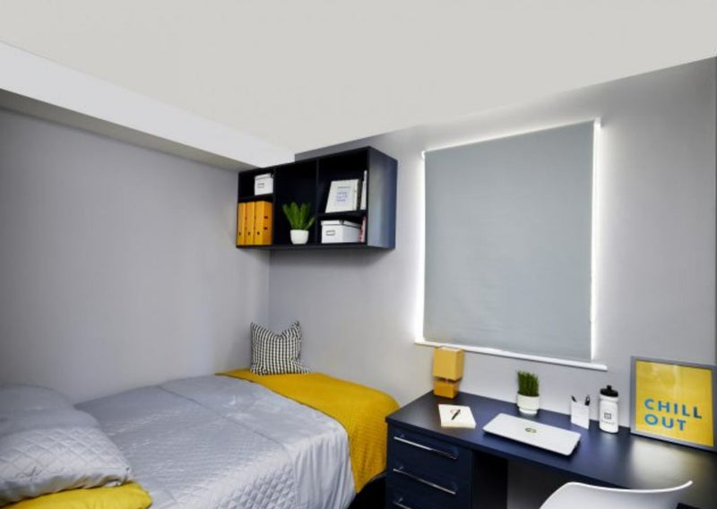 'Premium Ensuite at Woodhouse Flats, Leeds' Room to Rent from SpareRoom