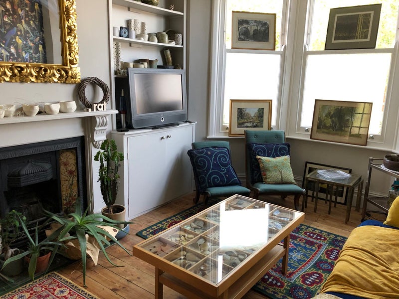 Photo 1: Shared Lounge