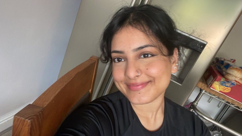 Photo 1: Khoula.s01@hotmail.com, please reach out 