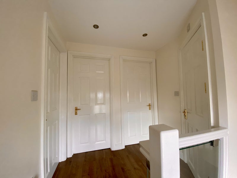 Photo 1: Loft