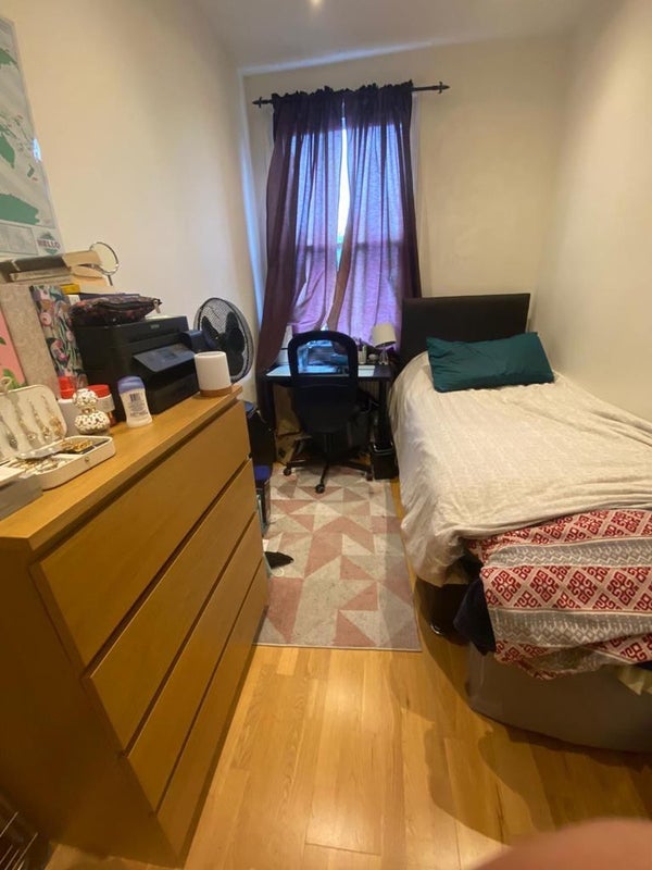 'Double/ Single bedroom to let! ' Room to Rent from SpareRoom