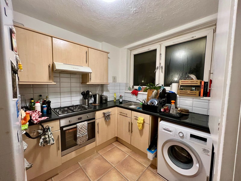 'Double Room in Bethnal Green' Room to Rent from SpareRoom