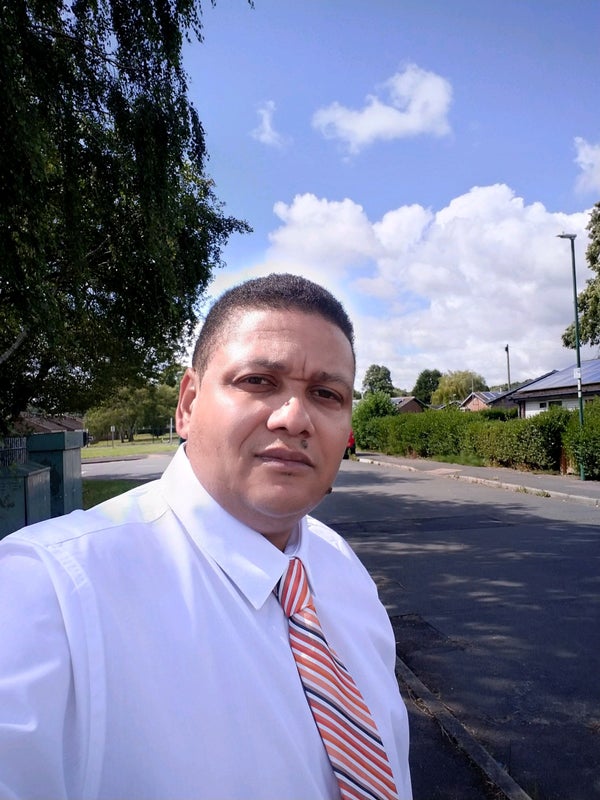 Photo 1: Visiting family 😁