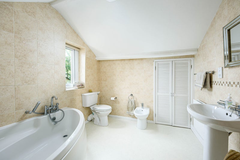 Photo 1: Bathroom