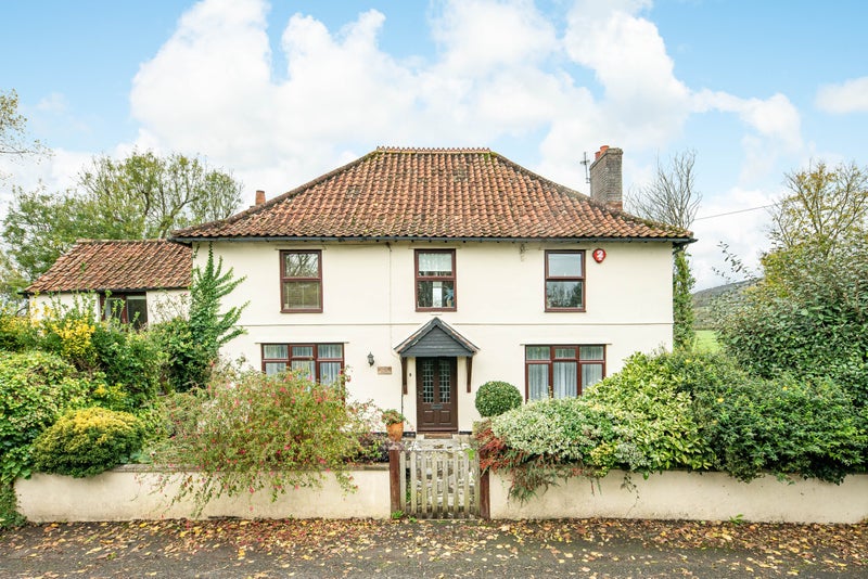 Photo 1: House