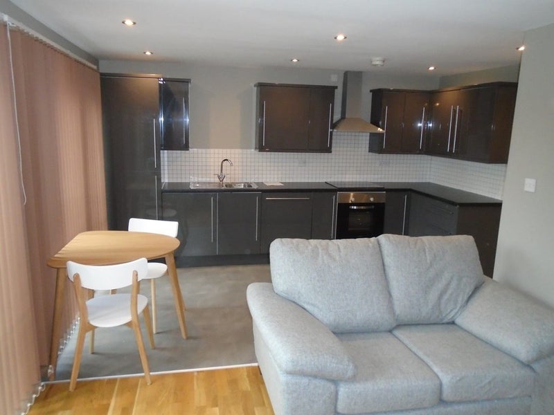 'Ensuite Room For Rent In Stoke On Trent (425 Pound' Room to Rent from