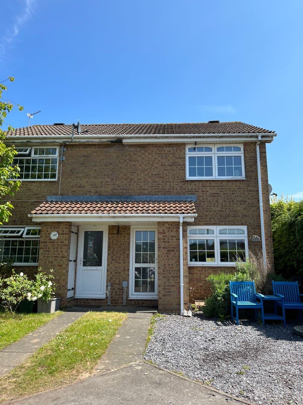 'Room available for student in stoke Gifford ' Room to Rent from SpareRoom