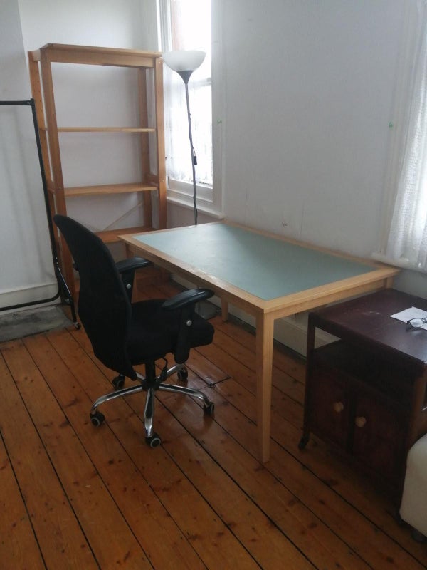 'Huge double bedroom in Hammersmith' Room to Rent from SpareRoom