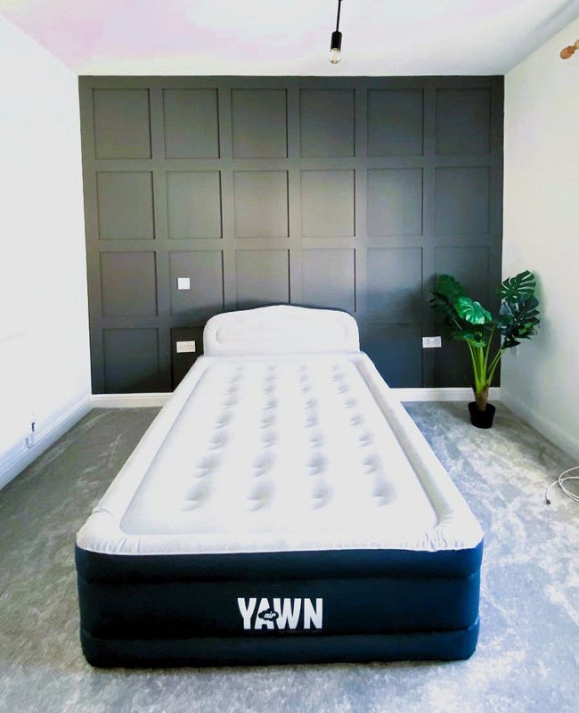 Photo 1: Master Room