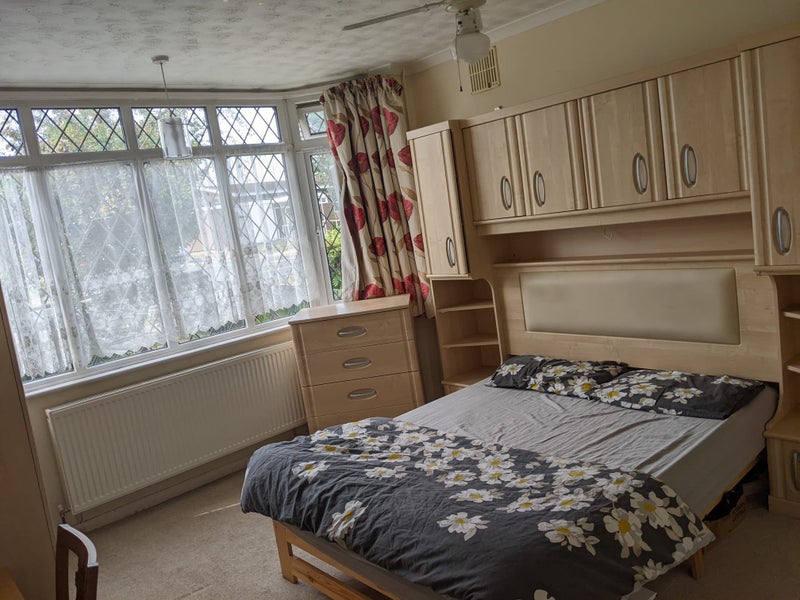 'Single room available in Westcliff on Sea' Room to Rent from SpareRoom