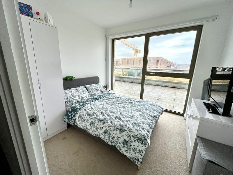 'Cosy Double Room East London' Room to Rent from SpareRoom