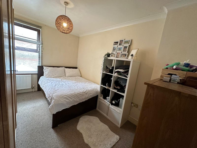 Photo 1: Double room