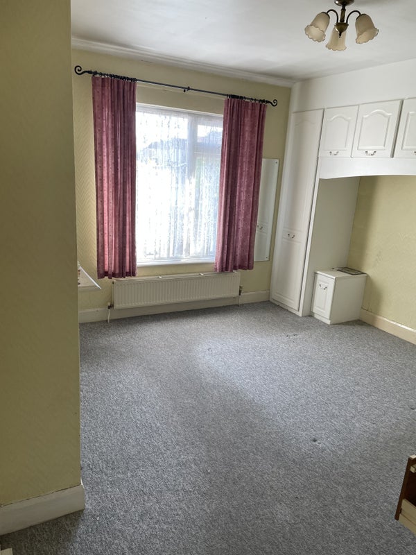 'Big size double bed room ' Room to Rent from SpareRoom