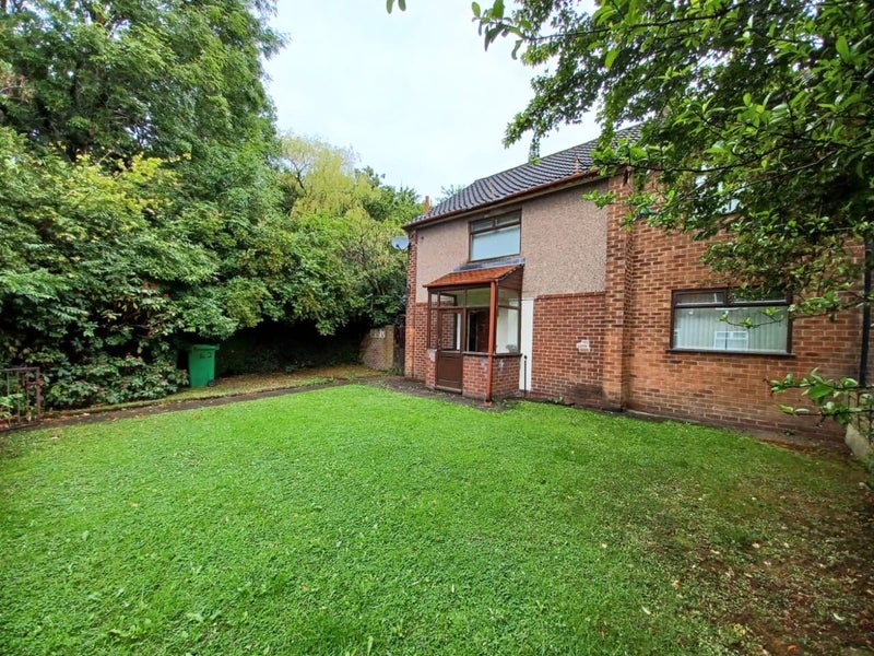 'Massive 4 bedroom house for rent' Room to Rent from SpareRoom