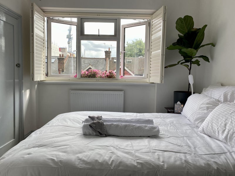 Photo 1: The Double Bedroom