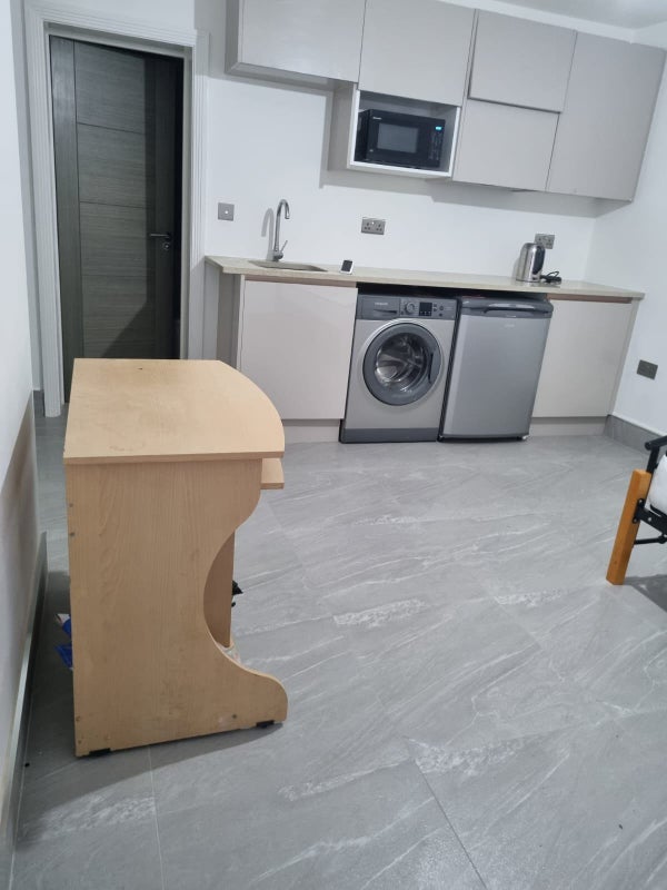 'Studio Wallington SM6' Room to Rent from SpareRoom