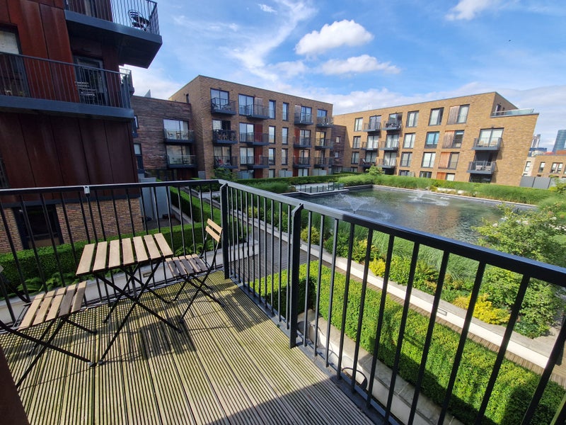 'Furnished double in Surrey Quays' Room to Rent from SpareRoom