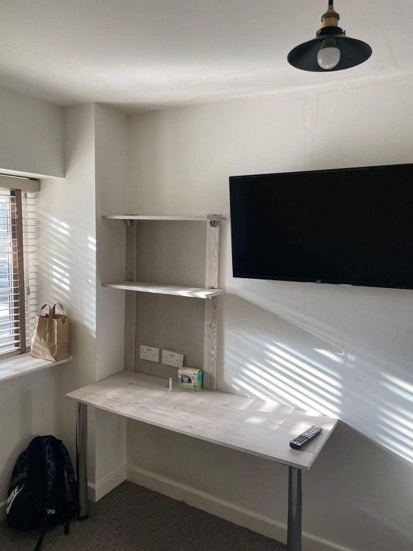 'Tenancy take over ' Room to Rent from SpareRoom