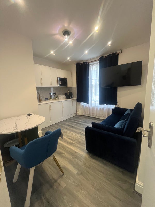 'One bed flat in Lambeth' Room to Rent from SpareRoom