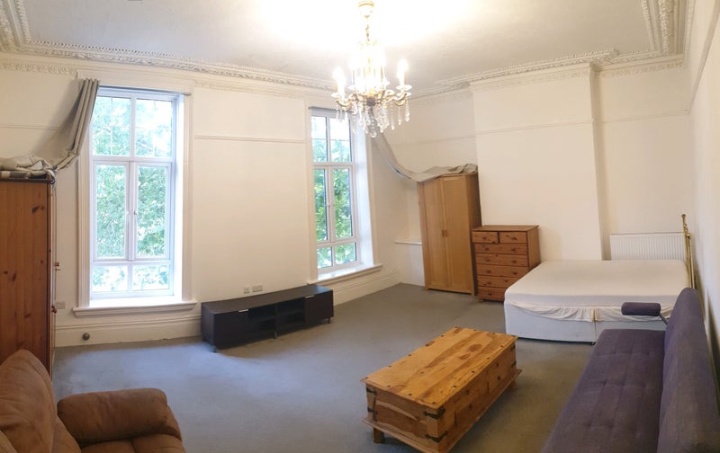 'Massive Beautiful Room ' Room to Rent from SpareRoom