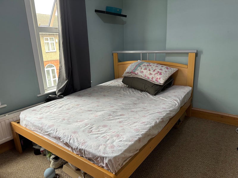 'A Large Room to Rent' Room to Rent from SpareRoom