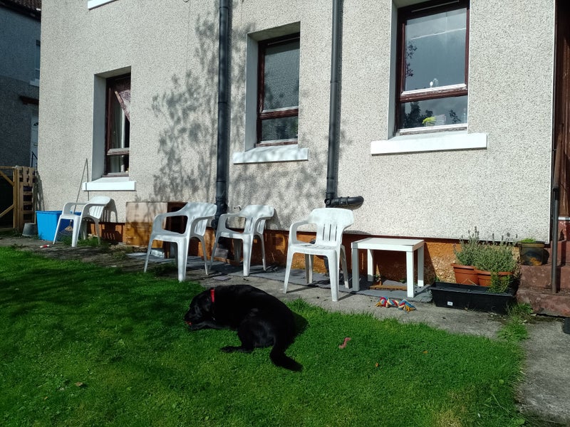 'Ground floor, Maryhill, private gardens and Views' Room to Rent from
