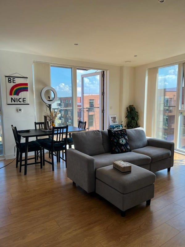 'Bright Apartment in Camberwell available ' Room to Rent from SpareRoom