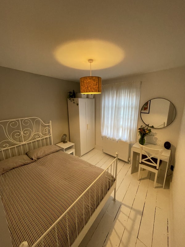 Photo 1: Room (Yours)