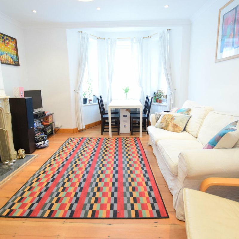 'Spacious 2 bed in Oval Kennington' Room to Rent from SpareRoom