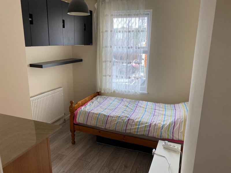 'Room to rent in Edmonton N9 ' Room to Rent from SpareRoom