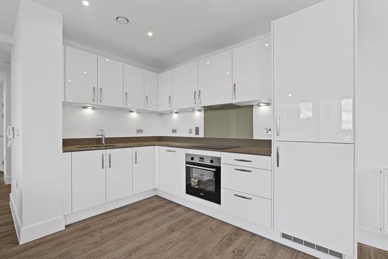 Photo 1: Kitchen_ Open plan