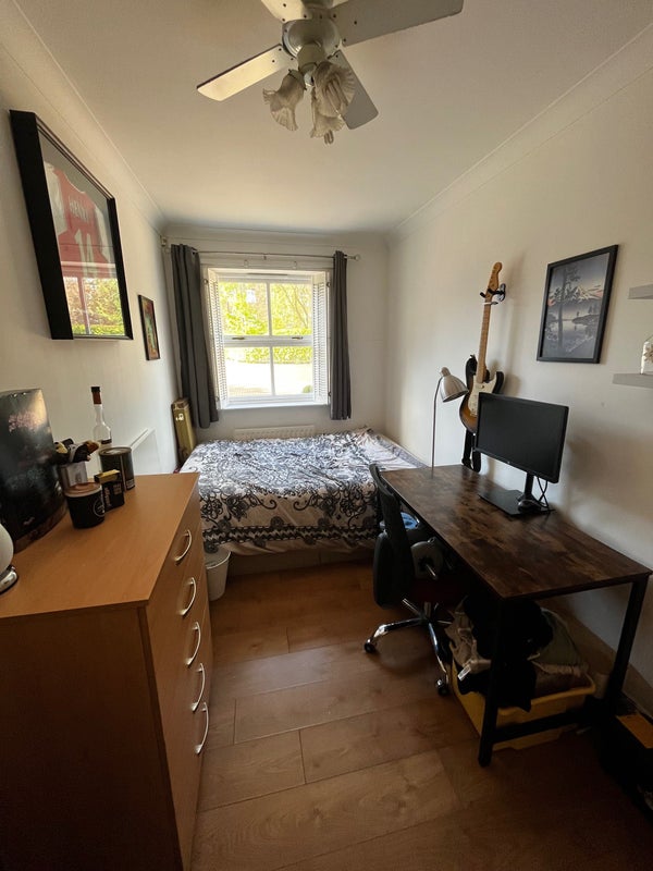 'Room to Rent in London Bridge' Room to Rent from SpareRoom