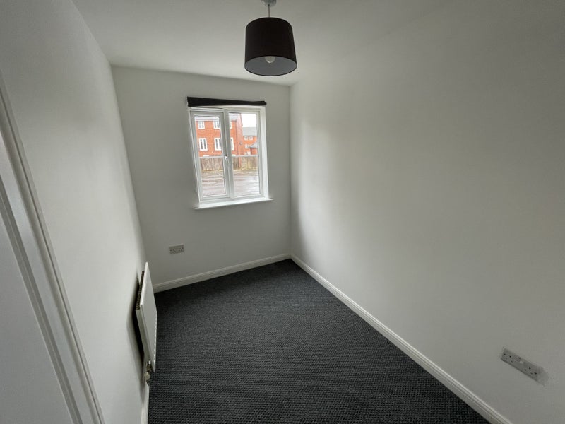 'Recently refurbished 2 bedroom flat in Filton!' Room to Rent from