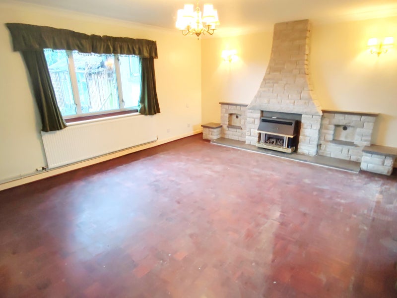 'Rooms in Corfe Mullen in progress/early viewings' Room to Rent from