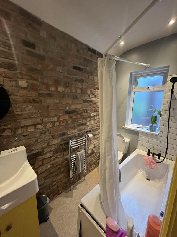 'Double room in Levenshulme ' Room to Rent from SpareRoom