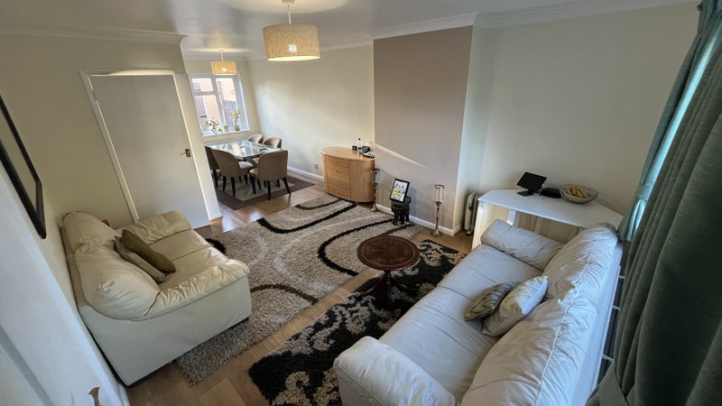 Photo 1: Lounge & dinning