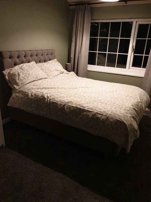 Photo 1: Looking for a relaxing atmosphere 