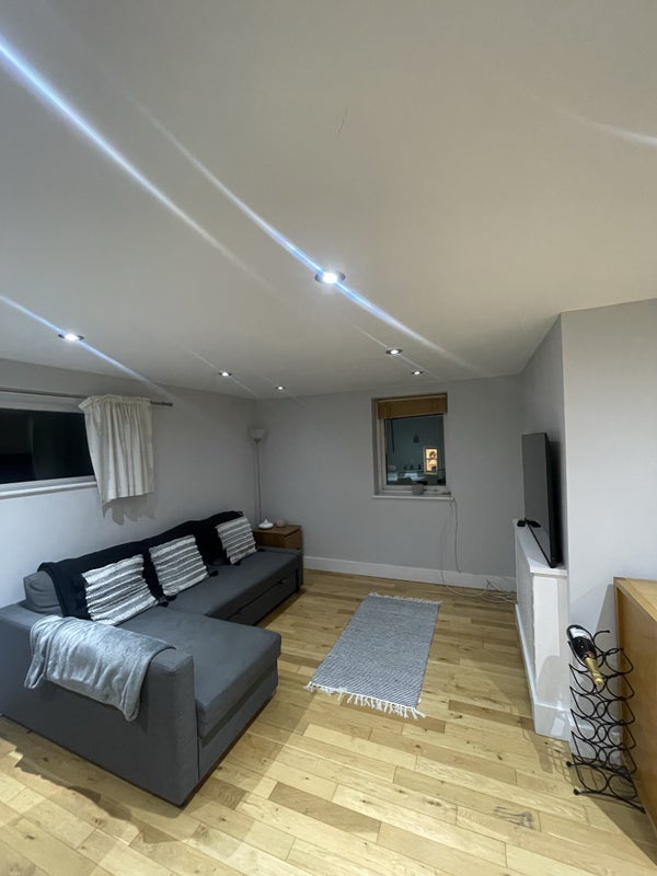 'Clapham North Room To Rent (1310 inc bills)' Room to Rent from SpareRoom