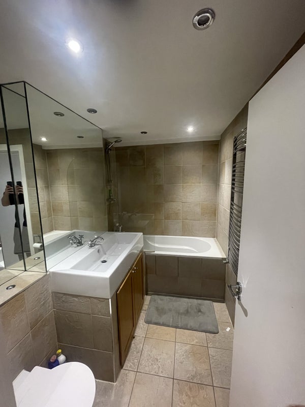 'Clapham North Room To Rent (1310 inc bills)' Room to Rent from SpareRoom