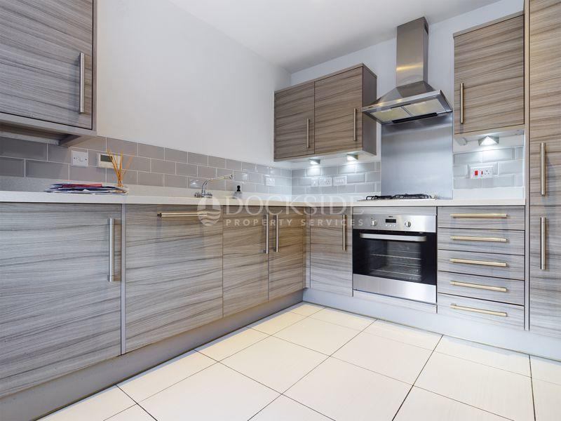 Photo 1: Kitchen
