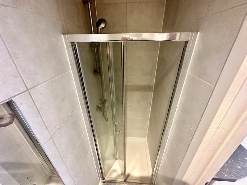 'A spacouis studio flat located in catford' Room to Rent from SpareRoom