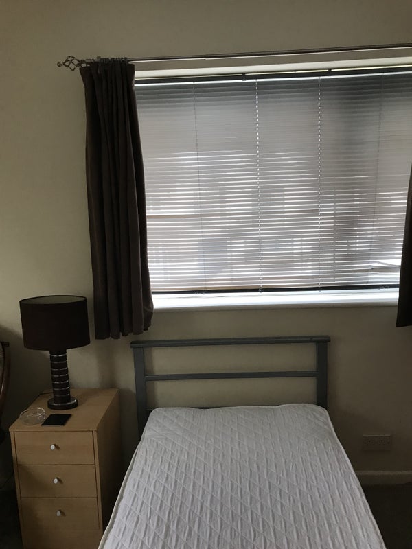 'Double En suite room near Hamworthy Park.' Room to Rent from SpareRoom