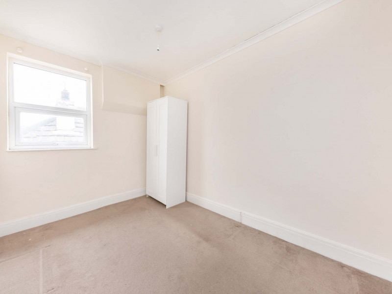 '195 New Road, Rainham' Room to Rent from SpareRoom
