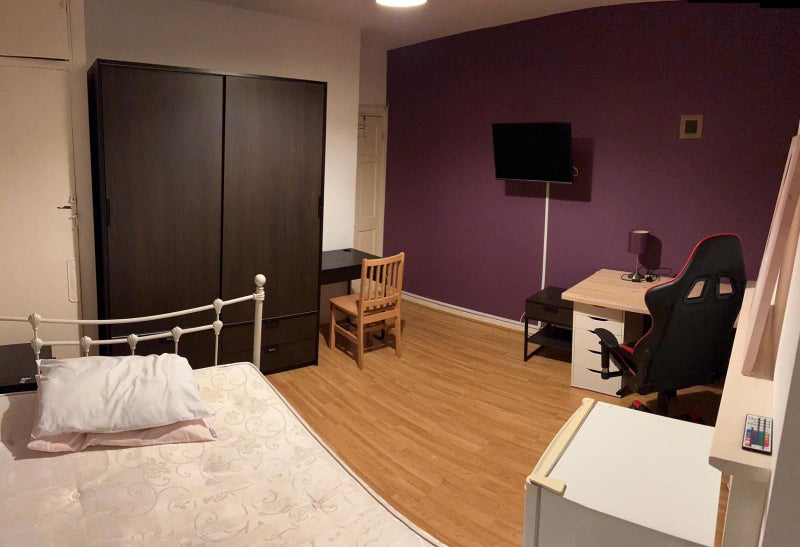 Room To Let 'Double Room To Let - Shoreditch E1' Room to Rent from SpareRoom