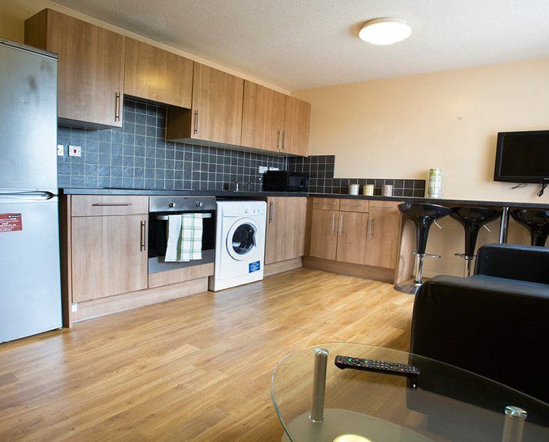 Room At Manchester Court Room To Rent From SpareRoom room-at-manchester-court-room-to-rent-from-spareroom