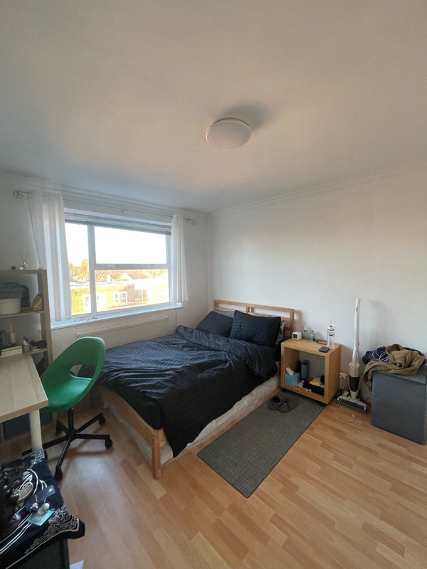 'Sublet in West London // 14th22nd Dec //W5' Room to Rent from SpareRoom