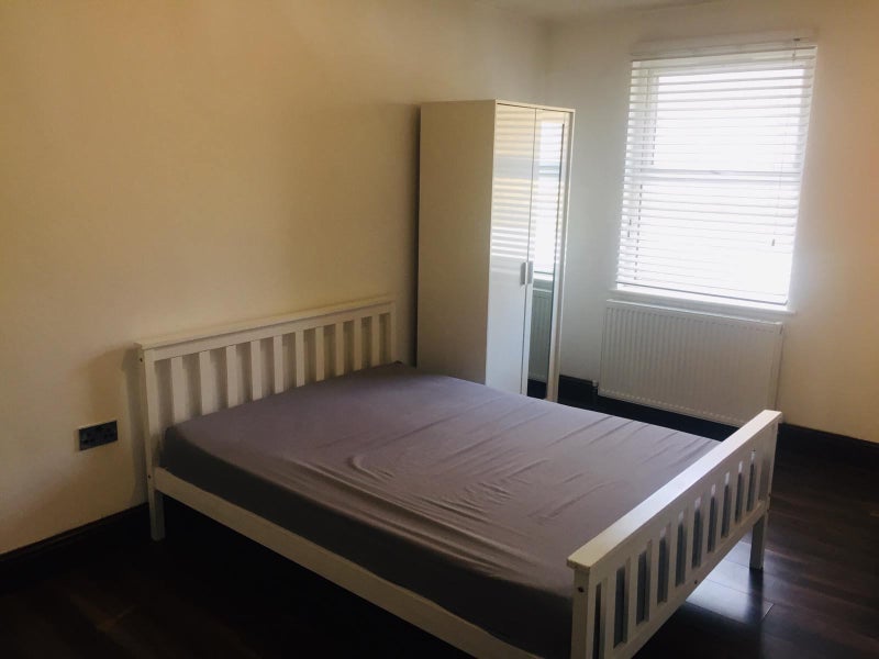 'Large Double room to Rent & Bills inc HACKNEY, E9' Room to Rent from