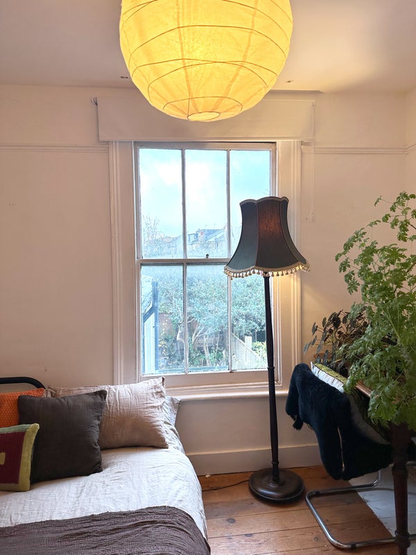 Photo 1: Bedroom